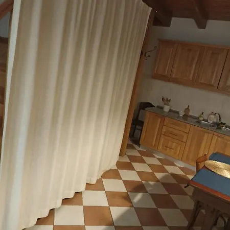 Casa Mali * Црес